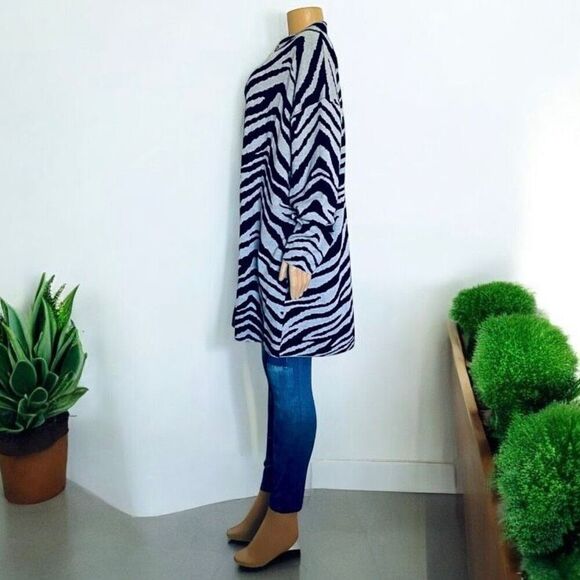NWT 89th Madison 2X Grey Black Long Soft  Zebra Print Coatigan Cardigan Sweater - Picture 7 of 12